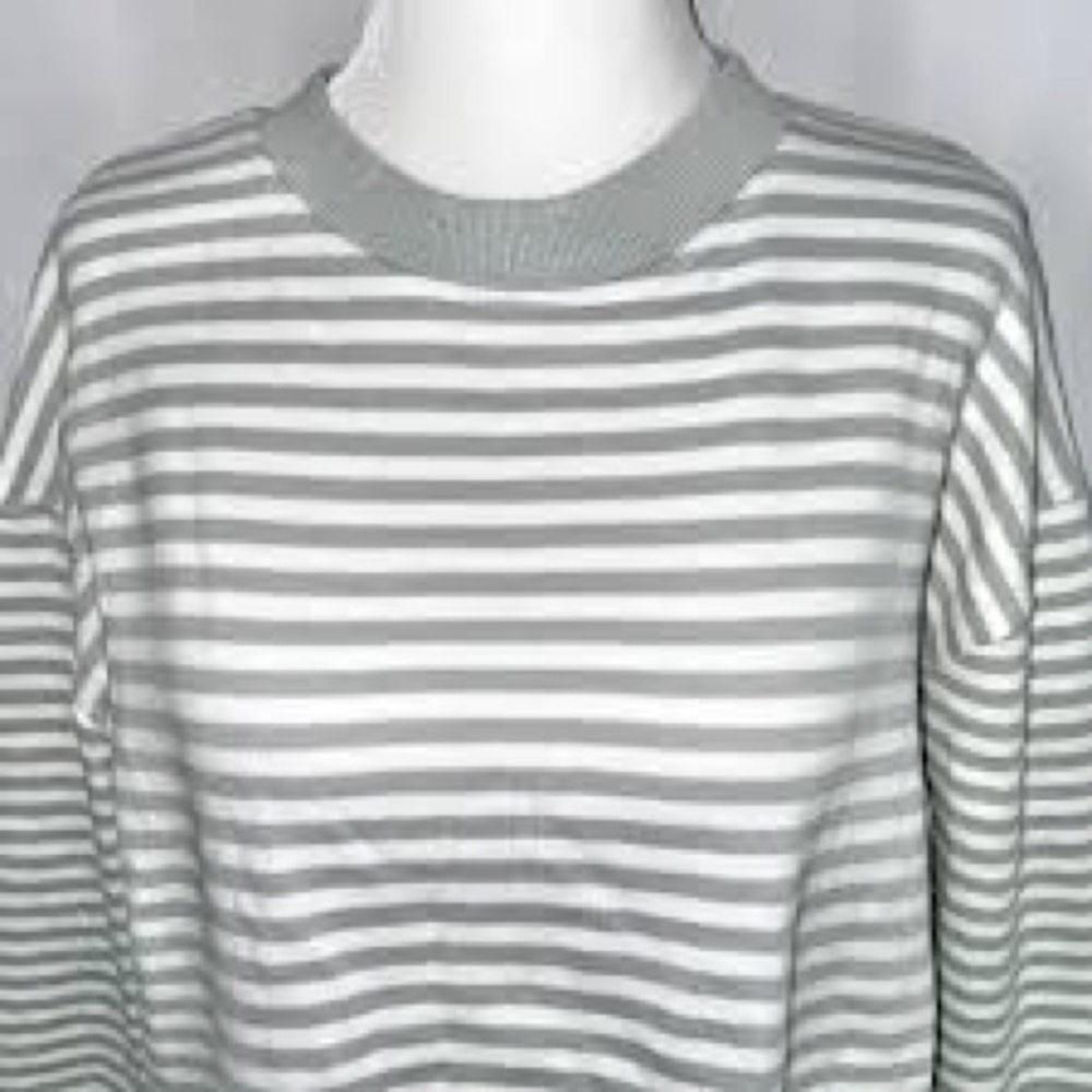 Cali Be New T-Shirt Hem Striped Sweatshirt Pullover Crewneck Grey White